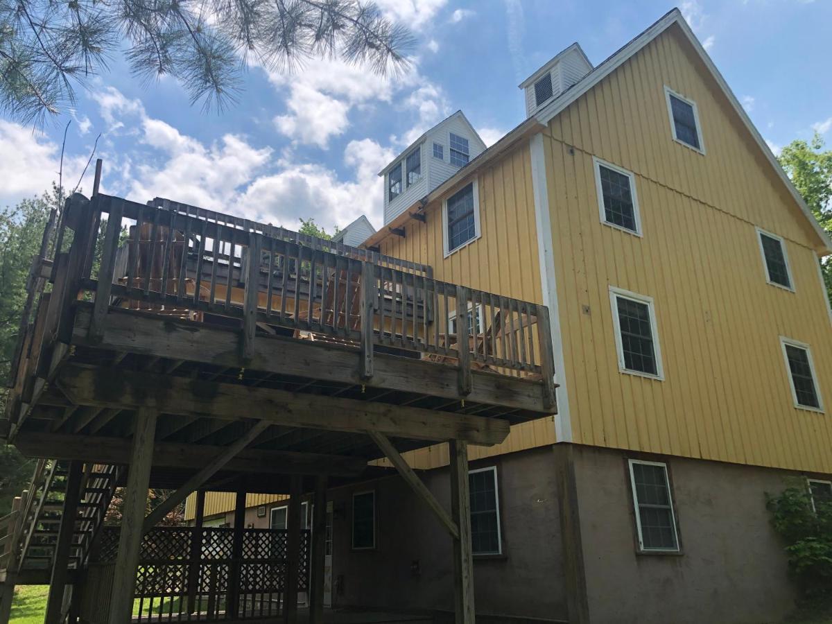 Yellow Barn Estate Freeville Exterior foto